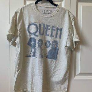 Queen band tee